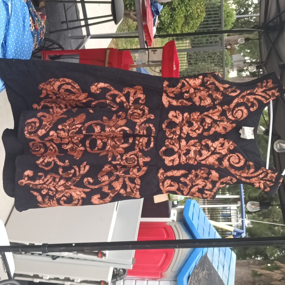 Women's dress